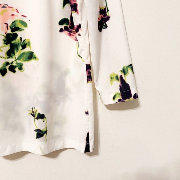 French Connection White Pink Purple Green Floral Watercolor Quarter Sleeve Top - Picture 7 of 7